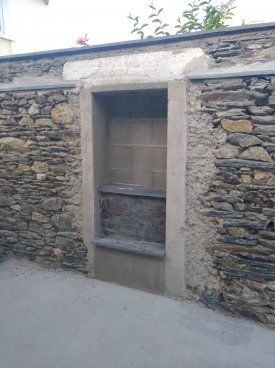 habillage mur en tuffeau